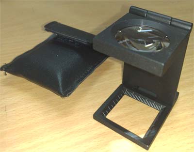 Linen tester 1582-3, metal frame